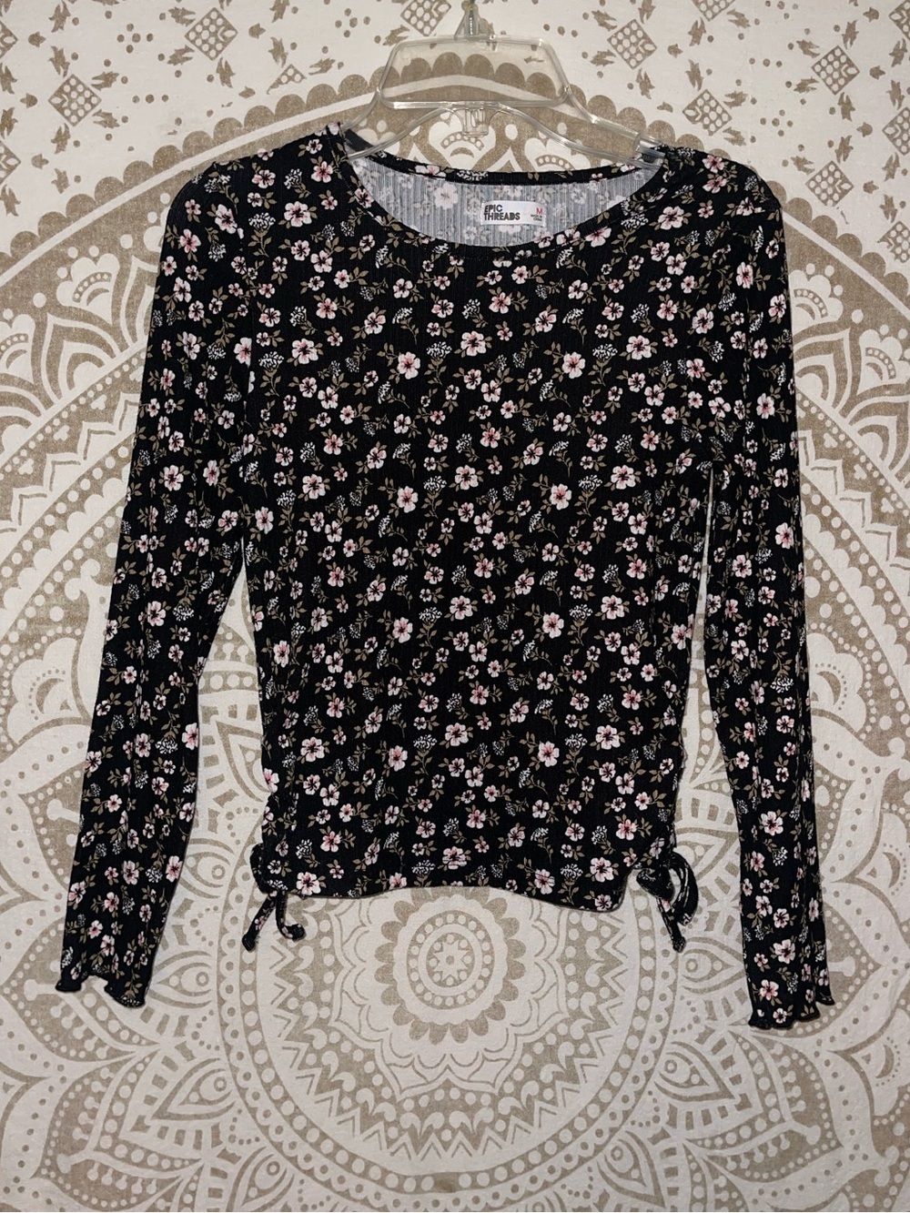 "EPIC THREADS" JUNIORS LONG SLEEVED SUPER SOFT TOP, SIZE MEDIUM